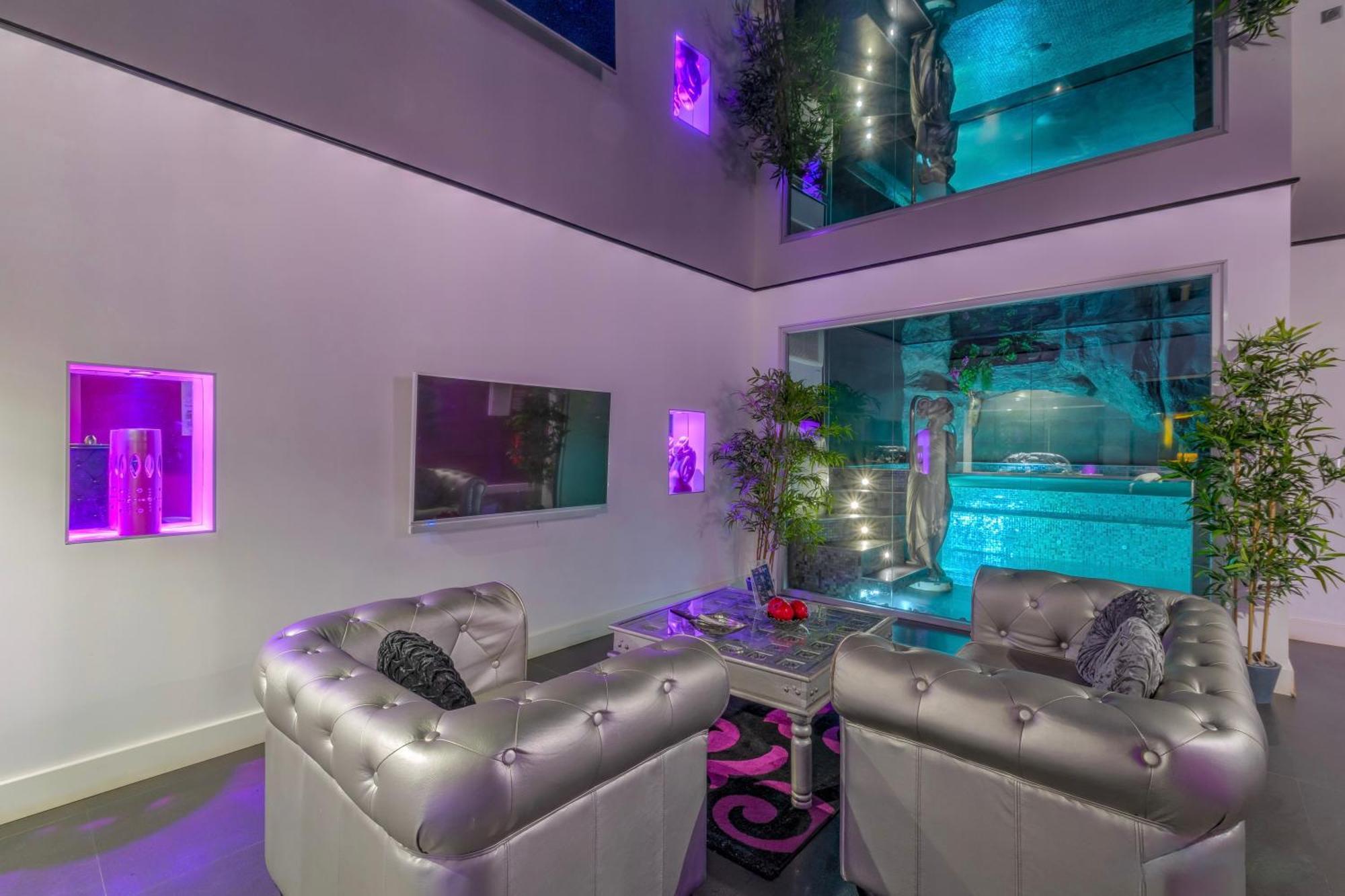 Love Room Evasion Duo Marseille Room photo